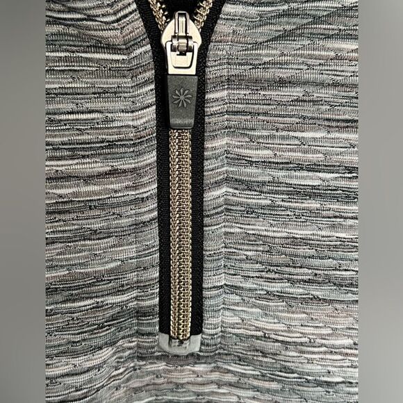 *$2/30* Athleta 1/4 zip quilted pullover in gray/purple heather with black trim - Picture 3 of 8